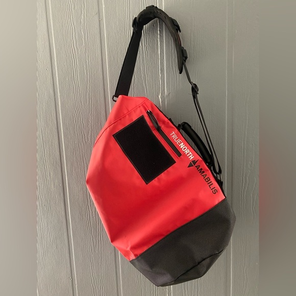 True North Amabilis First Responder/Military Grade 25L Duffle - Picture 2 of 6